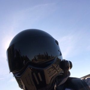 Meet your Posher, Javier